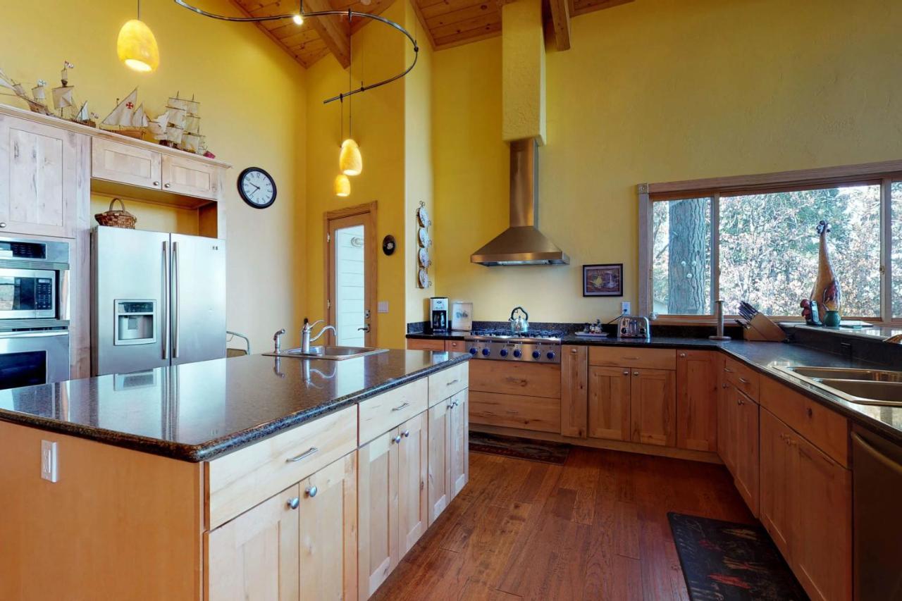 Pine Mountain Getaway Villa Groveland Exterior photo