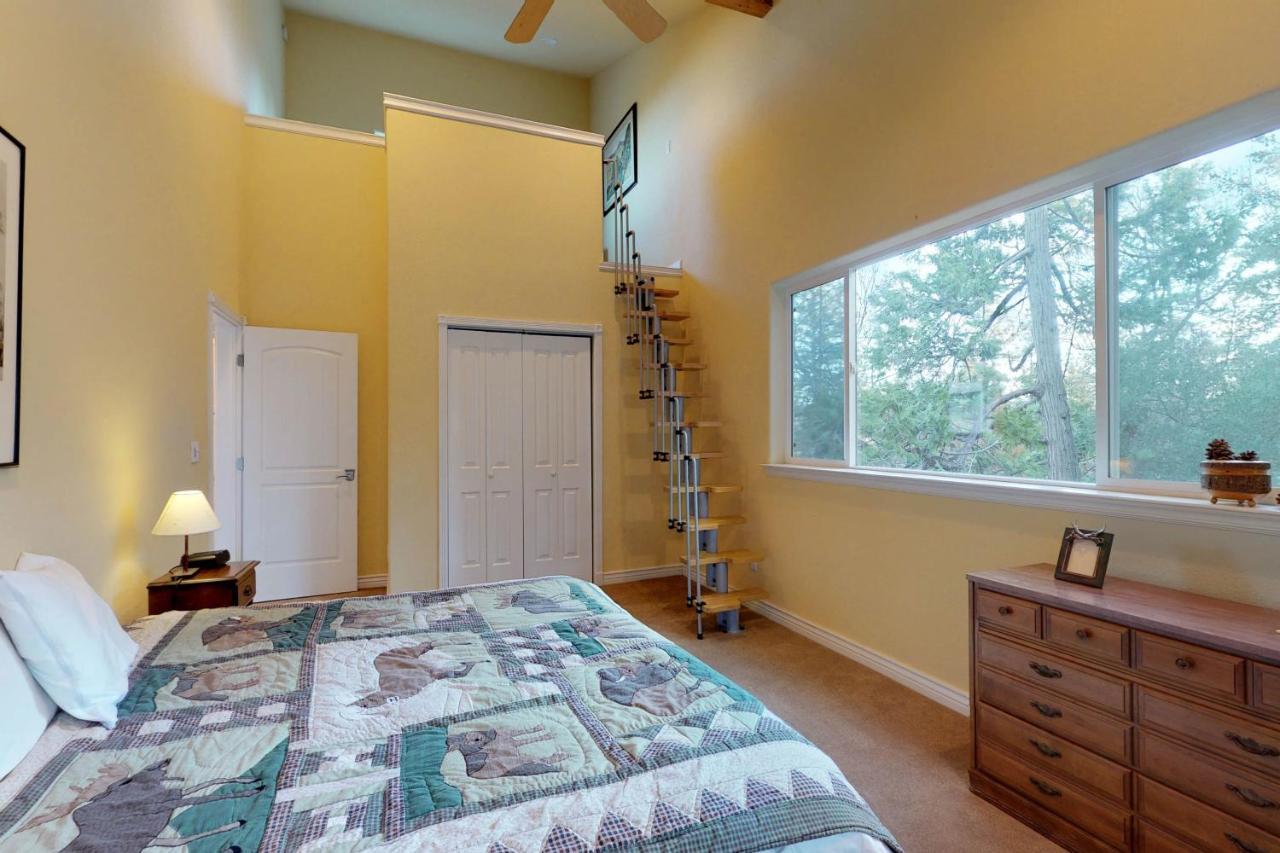 Pine Mountain Getaway Villa Groveland Exterior photo